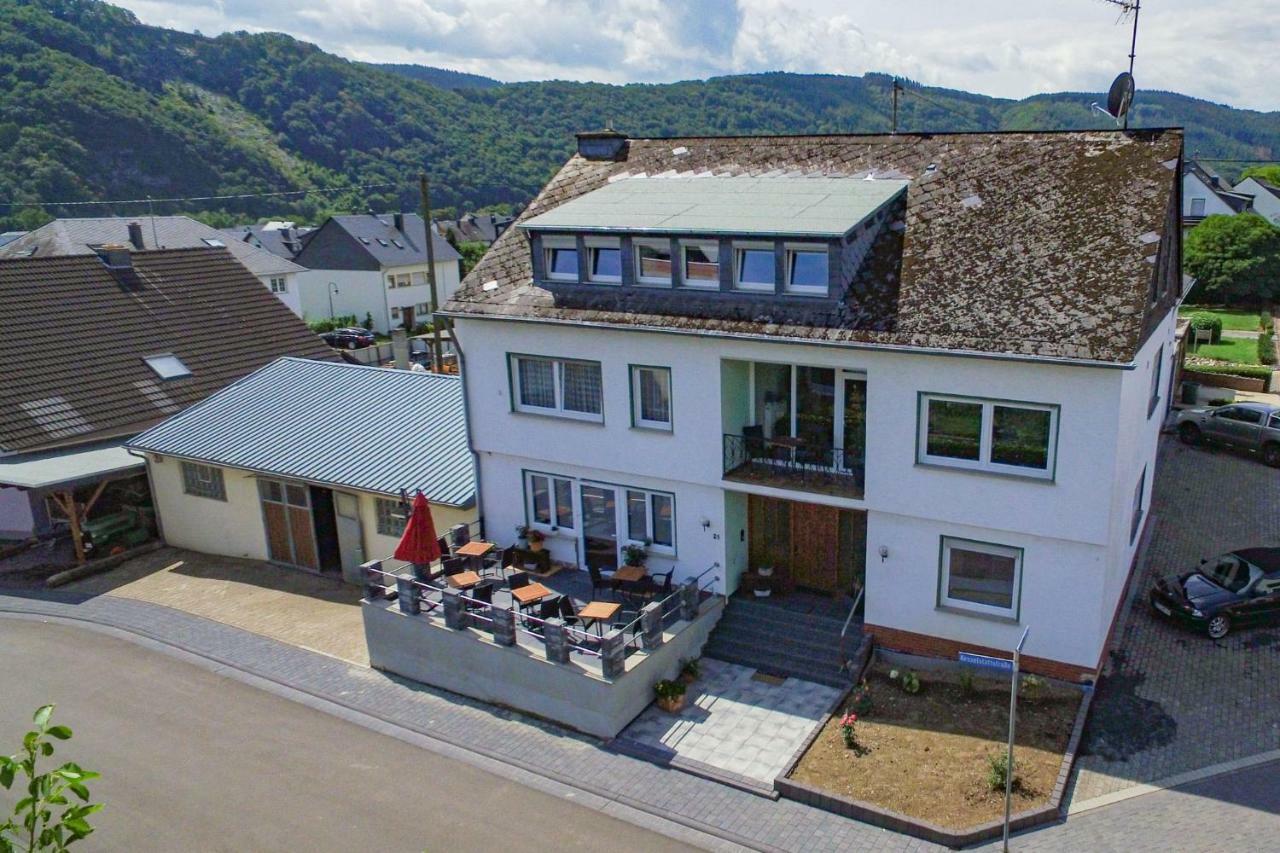 Hotel Weingut Gerd Müllers Kröv Exterior foto